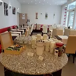 安尔伦伽尼城市酒店 酒店 阿伦