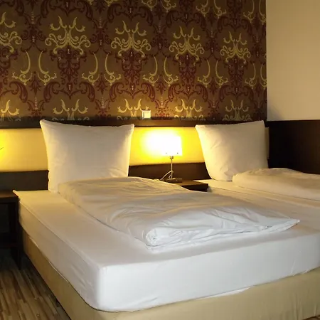 Cityhotel Garni Ален