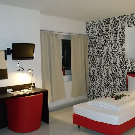 Ξενοδοχείο Cityhotel Garni Άχλεν