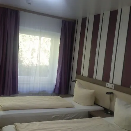 Cityhotel Garni 3* Άχλεν