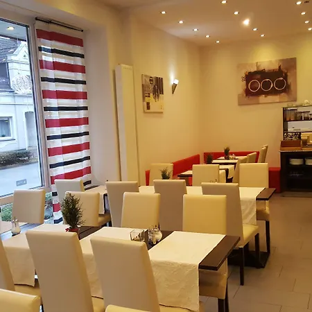 Отель Cityhotel Garni