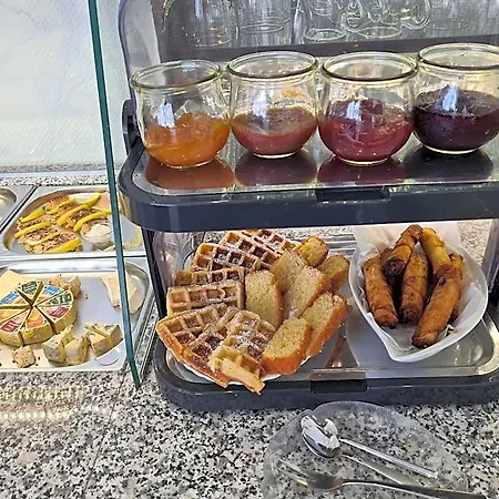 Cityhotel Garni Отель Ален
