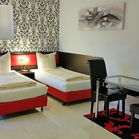 Cityhotel Garni فندق