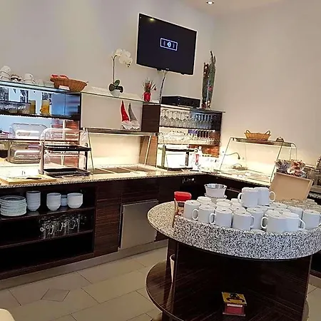 Отель Cityhotel Garni Ален