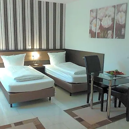 Cityhotel Garni 3*