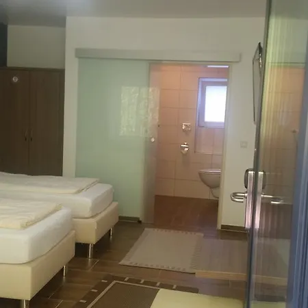 Отель Cityhotel Garni