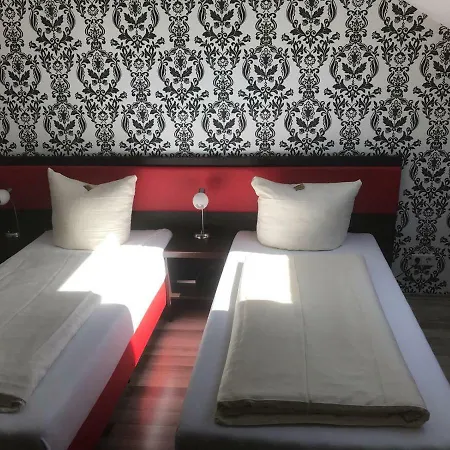 Ξενοδοχείο Cityhotel Garni Άχλεν