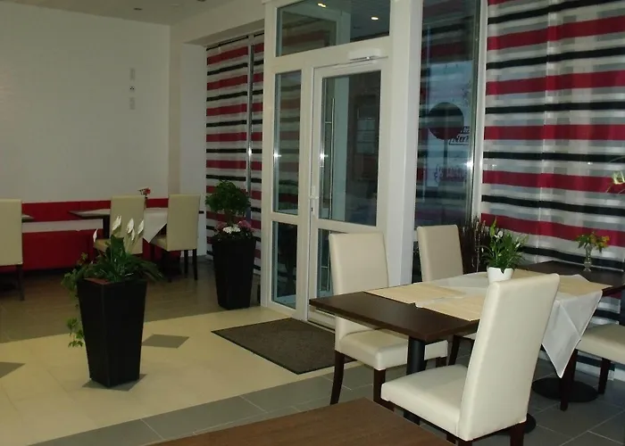 Cityhotel Garni Hotel 3*